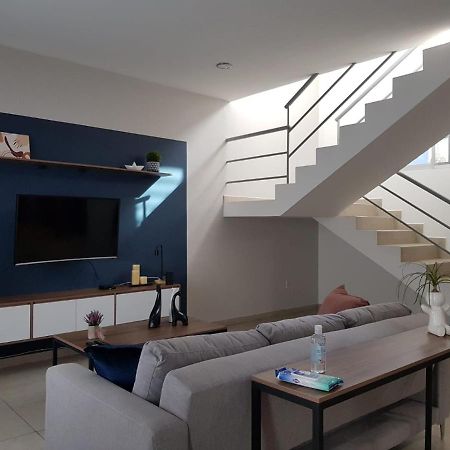Casa Azul Turquesa Excelente Ubicacion Facturamos Villa Guadalajara Kültér fotó