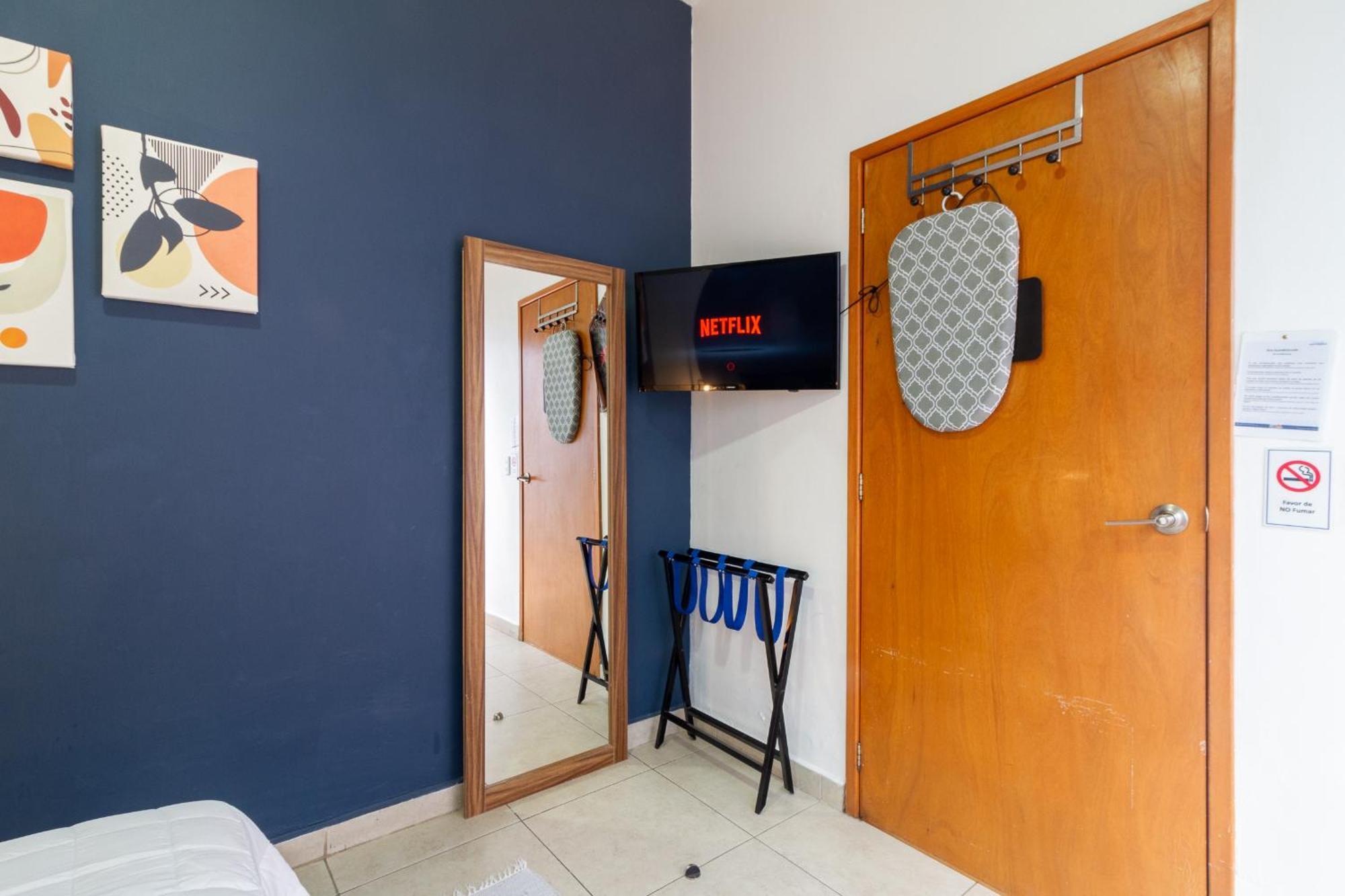 Casa Azul Turquesa Excelente Ubicacion Facturamos Villa Guadalajara Kültér fotó